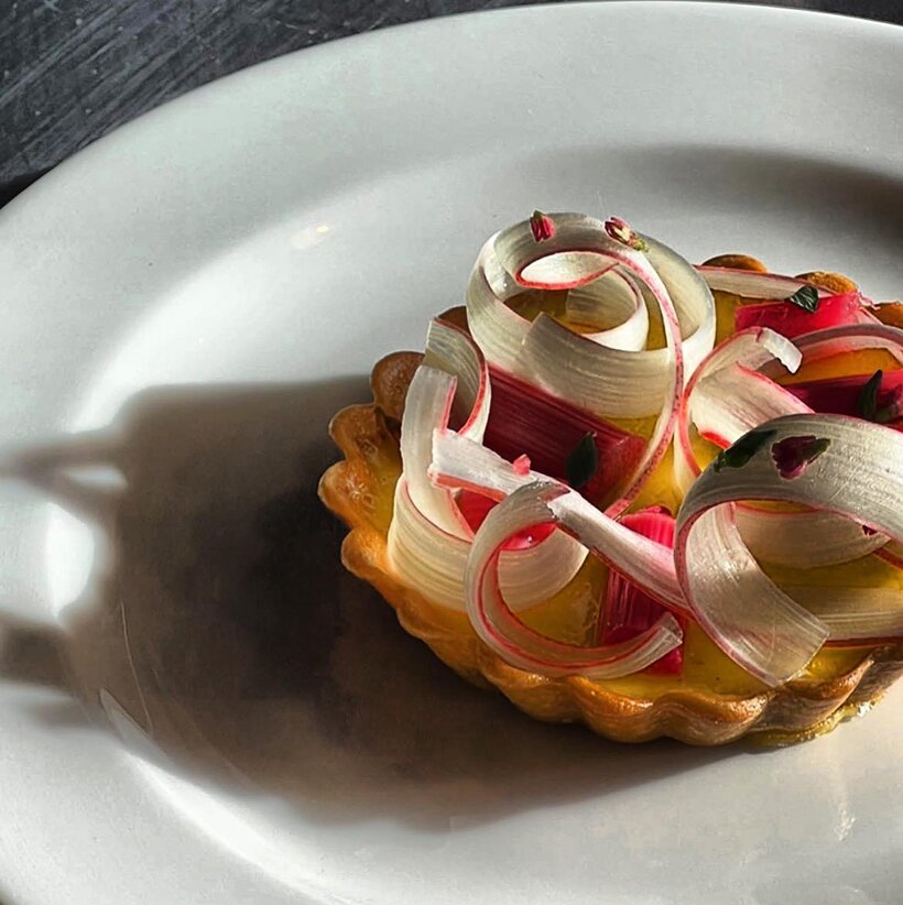 Rhubarb custard tart