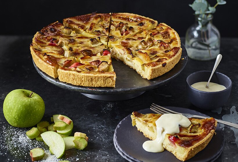 Brioche Pasquier tart Normande à la rhubarb