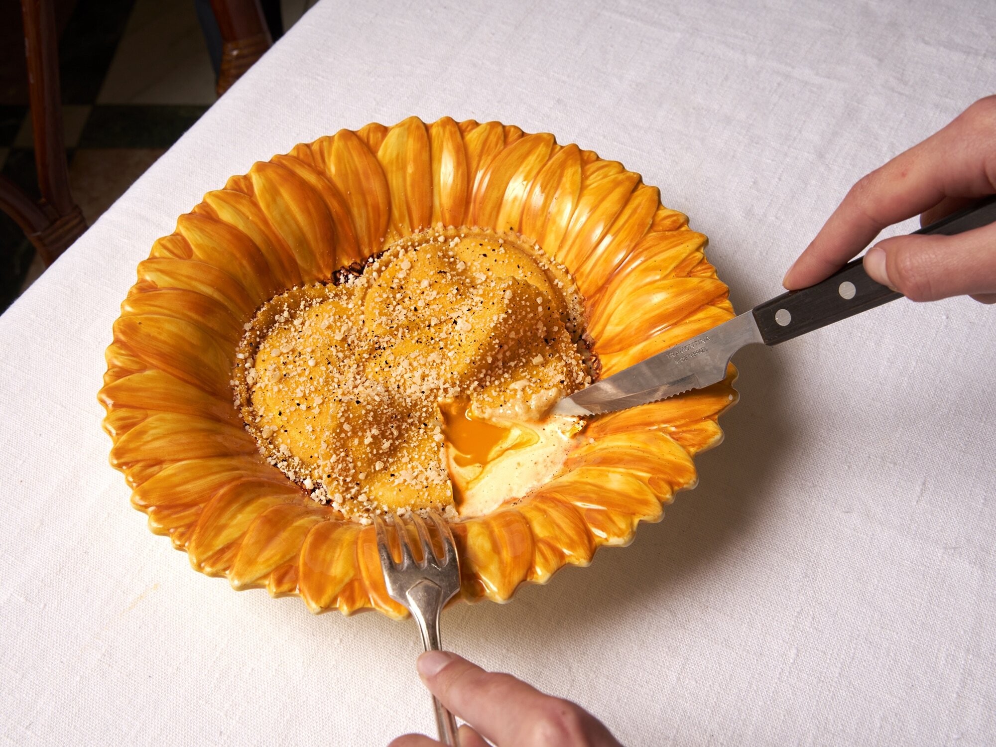 Giant ravioli alla carbonara