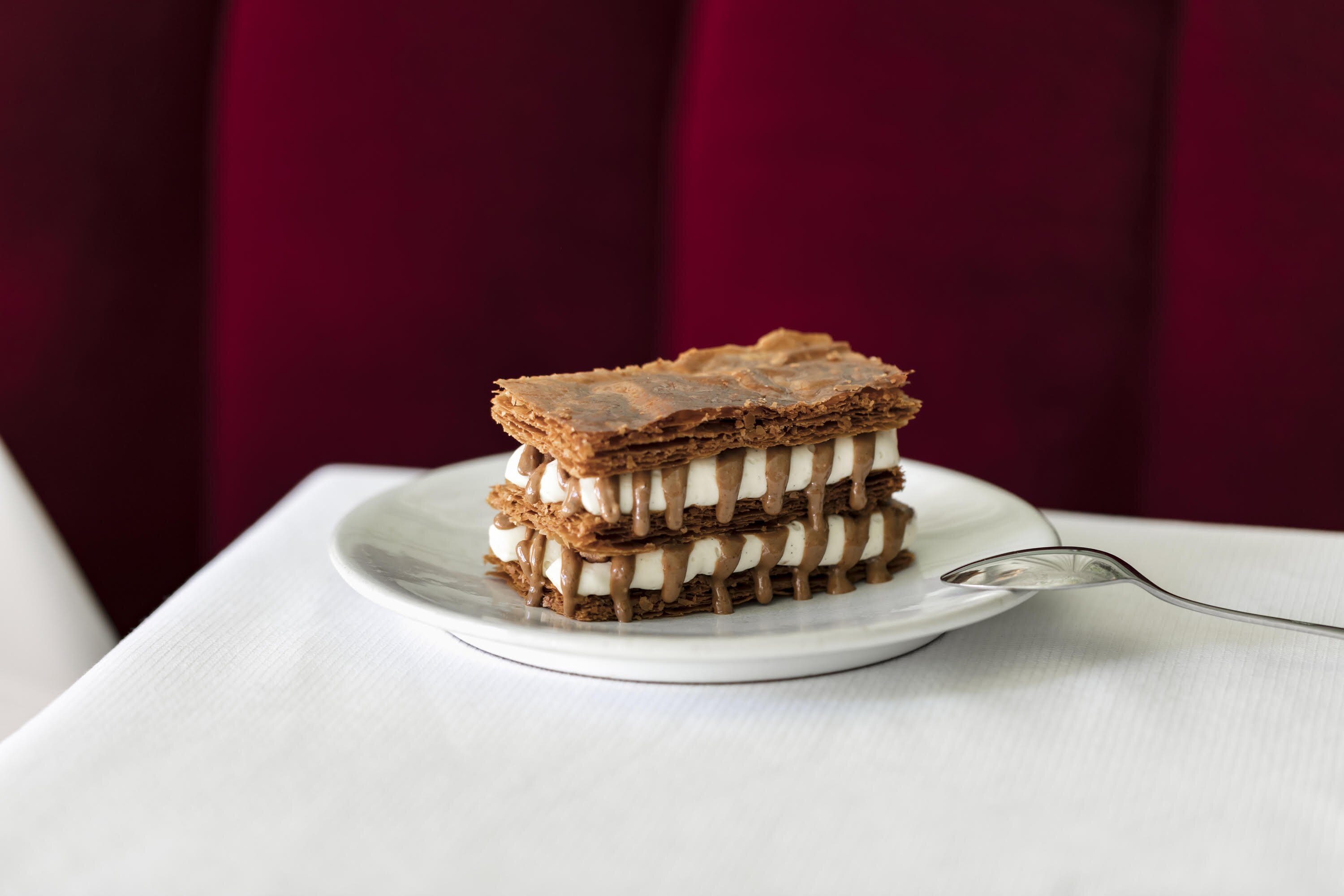 A dessert from Bar des Prés in Paris