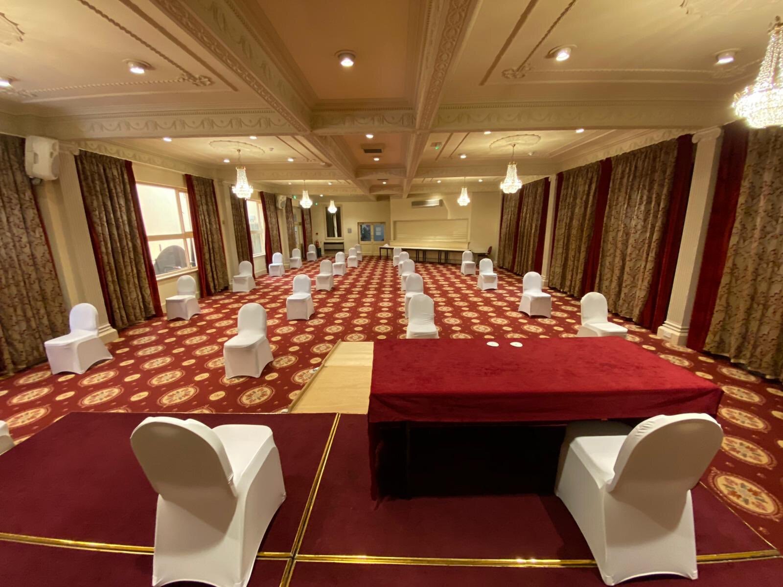 Metropole Hotel and Spa Llandrindod Wells.jpg