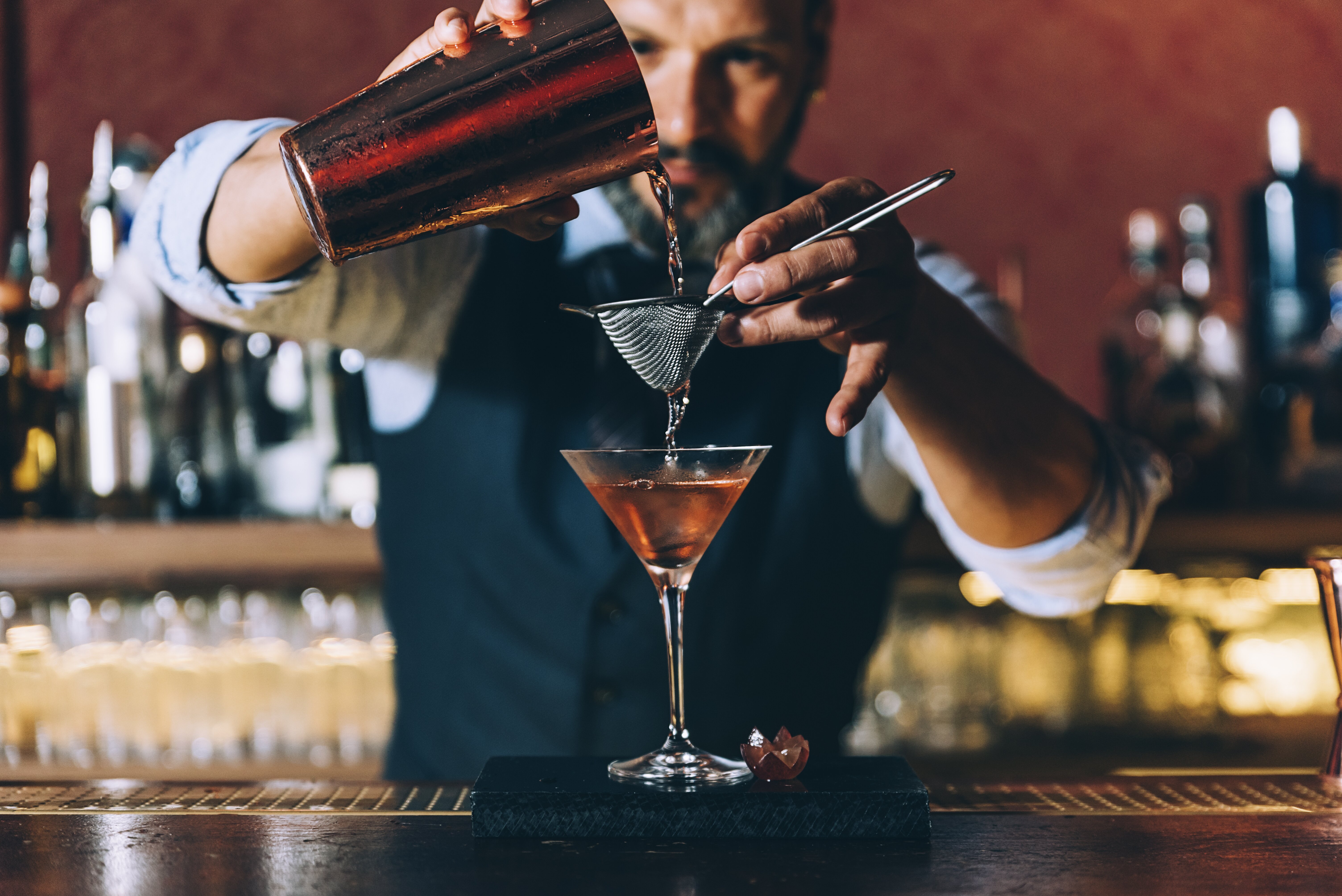 bar man cocktail shutterstock_635611256.jpg