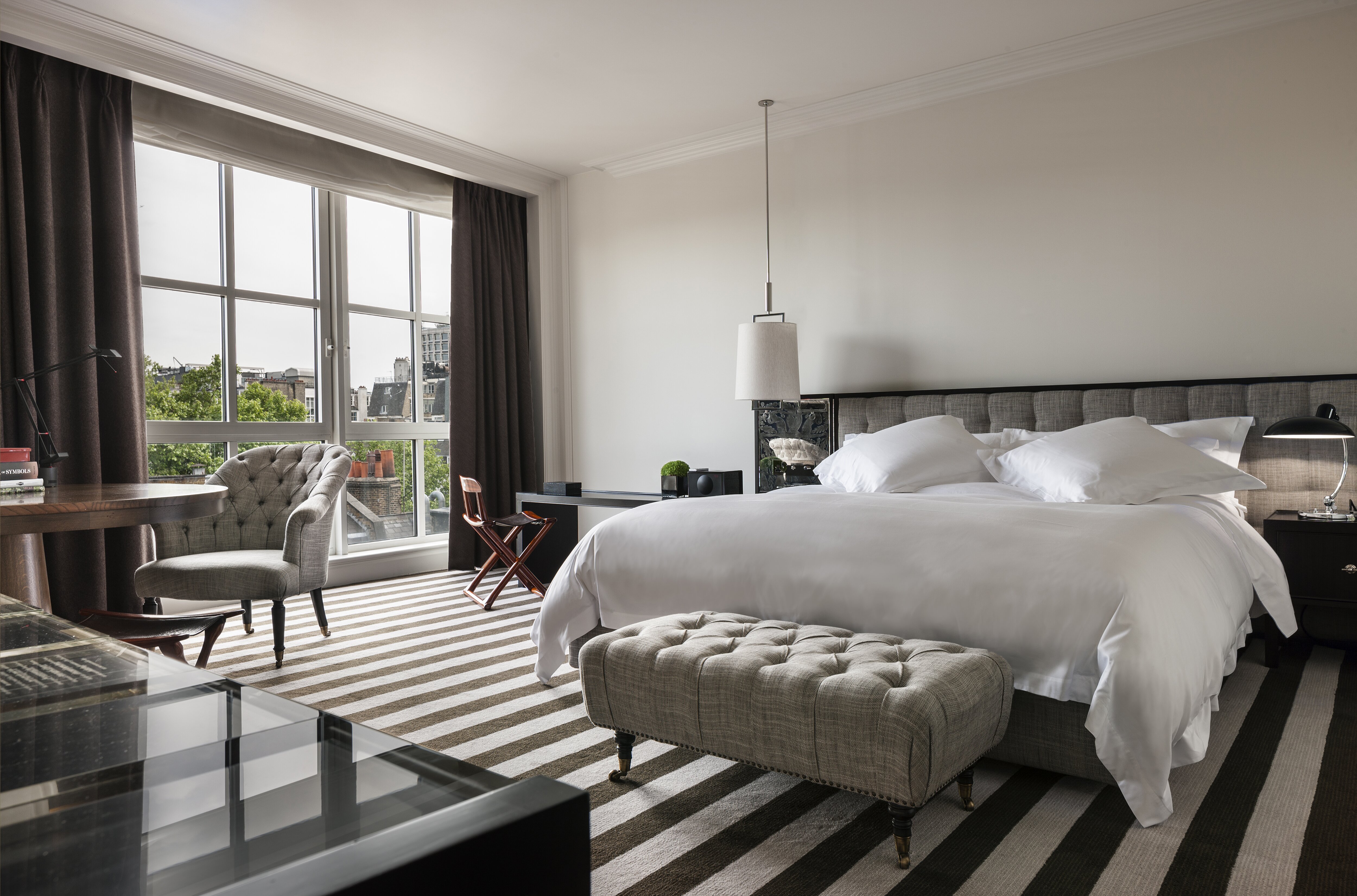 Rosewood London_Executive Room.jpg