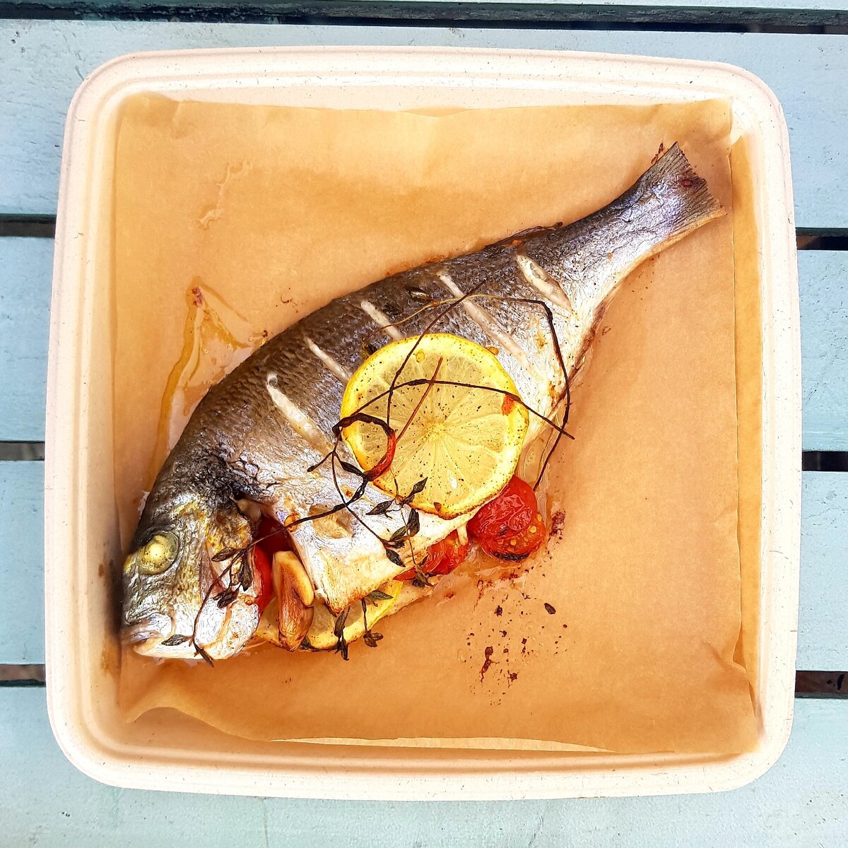 Lussmanns whole bream